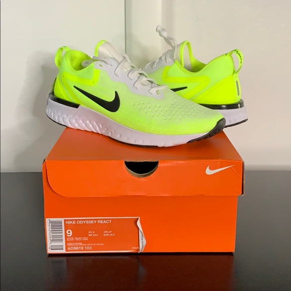 nike odyssey react volt